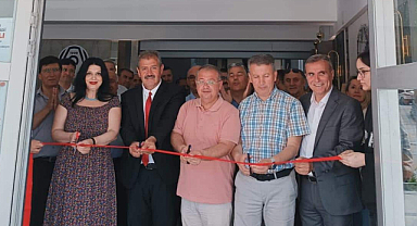 Renk&Ahenk Adlı Resim Sergisi Açıldı
