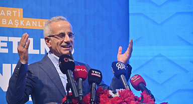 BAKAN URALOĞLU'NDAN ERZURUM'A HIZLI TREN MÜJDESİ