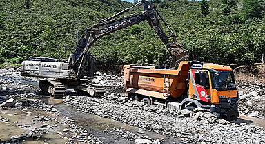 Büyükşehir Aşırı Yağış Sonrası Hasarları Hızla Gideriyor