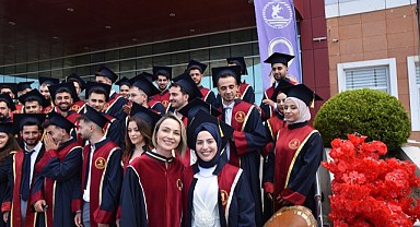 OMÜ’de Mezuniyet Törenleri Diş Hekimliği Fakültesiyle Tamamlandı