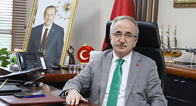 YILAN sadece derisini değiştirir, HUYUNU asla!”