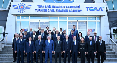 BAKAN URALOĞLU'NDAN 12 YENİ İÇ HAT MÜJDESİ