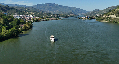 BAŞKAN DOĞAN’IN “ODAK SAMSUN” PROJESİYLE BİNLERCE KİŞİ SAMSUN’U GEZDİ