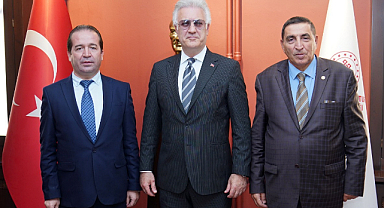 Cumhur Haber Ajansı’ndan Devlet Tiyatroları Genel Müdürü Tamer Karadağlı’ya Ziyaret
