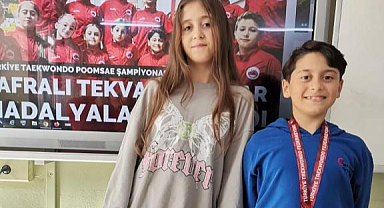Bafra Cumhuriyet Ortaokulu Taekwondo Poomsae Şampiyonası Türkiye 2.si ve 3. sü