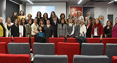 Kadın Her Şeyi Başarır