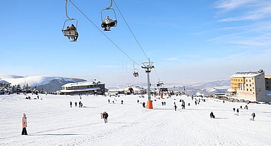 Akdağ'da Kayak Sezonu Başladı
