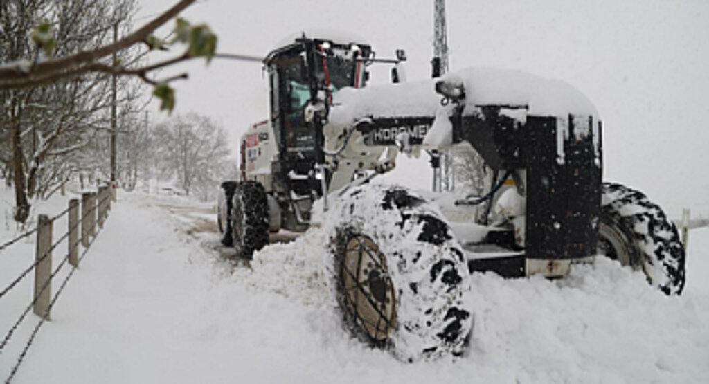 Canik Belediyesi'nden Kar Yağışına Anında Müdahale