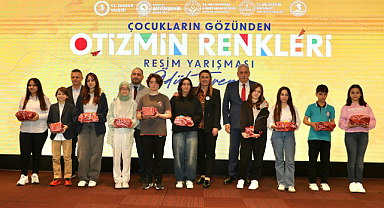 “Çocukların Gözünden Otizmin Renkleri”