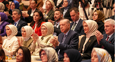 KADEM'DE BAYRAK DEĞİŞİMİ