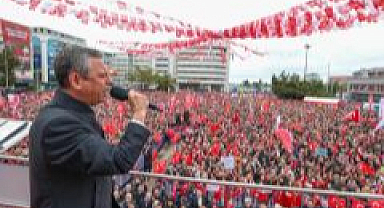 Özdağ: “Tüm demokrasi sevdalılarına teşekkür ediyoruz”.