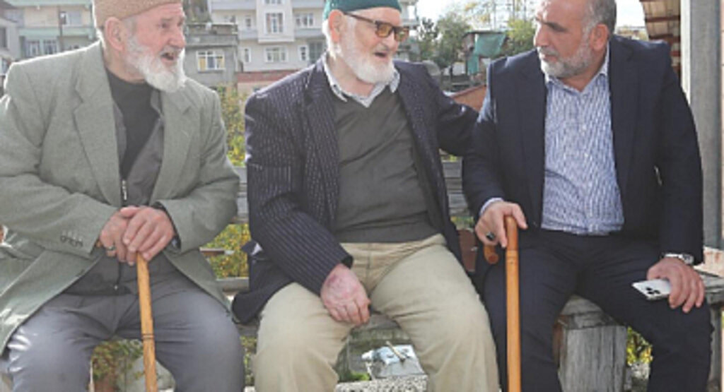 Canik Belediyesi'nden Emeklilere Destek