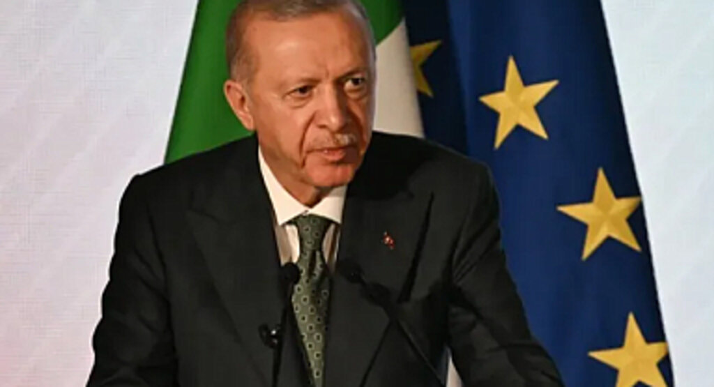 Erdoğan: ‘Yeni ticaret hedefimiz 40 milyar dolar, yatırımcıları Türkiye’ye davet ediyoruz’