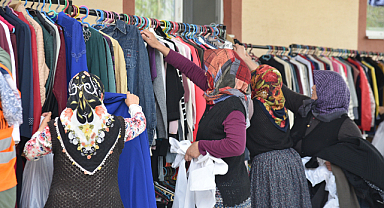 HER YAŞTAN VATANDAŞ ZİYARET ETTİ