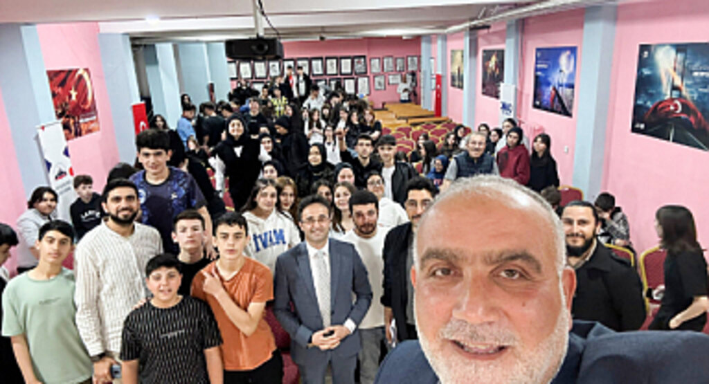 Öğrencilerden Başkan İbrahim Sandıkçı'ya Sevgi Seli