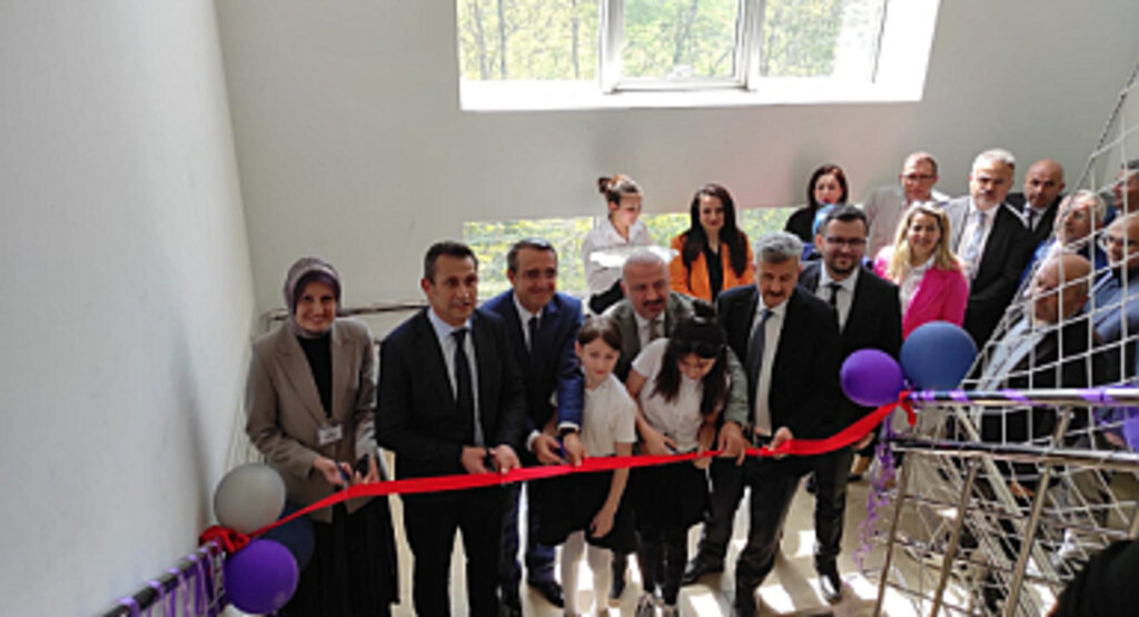 TEKKEKÖY’DE ZİYARETÇİ AKININA UĞRAYAN BİLİM FUARI