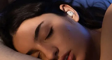 Uyurken Horlamayı Maskeleyen Akıllı Kulaklık