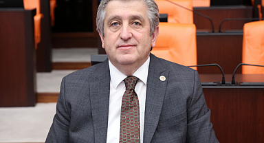 “YAŞASIN 19 MAYIS, YAŞASIN CUMHURİYET!”