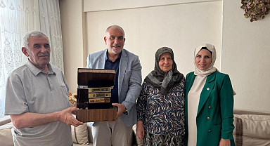 Başkan İbrahim Sandıkçı'dan Canikli Hacılara Anlamlı Ziyaret