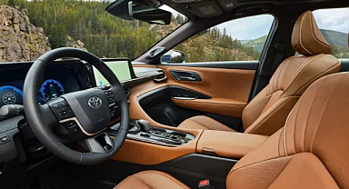 Toyota, zirveyi kimseye bırakmadı: