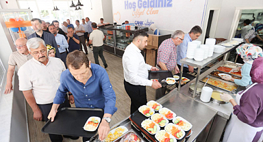 Canik Belediye Başkanı İbrahim Sandıkçı, SBB Meclis Üyelerini Can Sofrası'nda ağırladı.