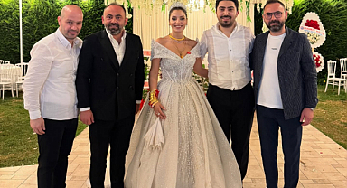 Mutluluklara yelken aştılar