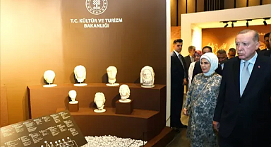 “Marcus Aurelius heykelinin ülkemize dönmesi tarihi bir adımdır”