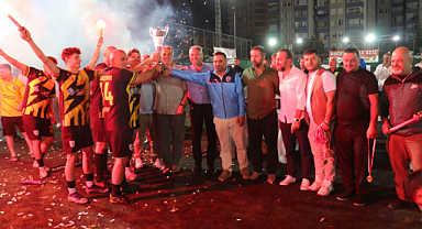 Samsun Merkez Köyleri Dostluk ve Futbol Turnuvası'nın şampiyonu Kurugökçespor