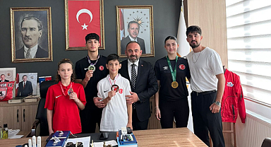 Başkan Bakır’dan Tekvando Sporcularına Destek