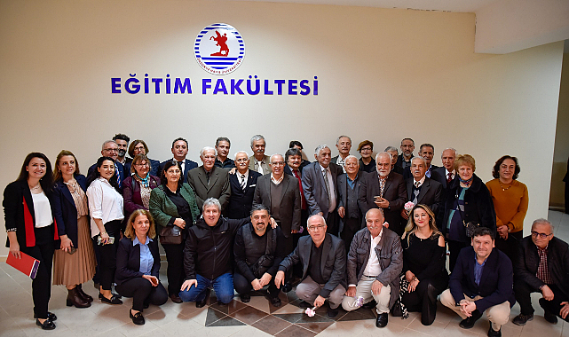 OMÜ Eğitim Fakültesi, Öğretmenler Günü’nü Emekli Hocalarıyla Kutladı