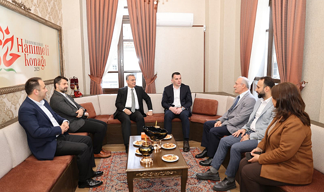 Başkan İhsan Kurnaz, Başkan Harun Kalıntaş'ı Ağırladı