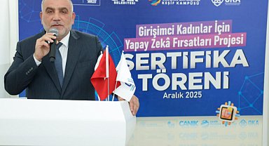 Canik Belediyesi'yle Yapay Zekâ Öğrenen Kadınların Sertifika Coşkusu 