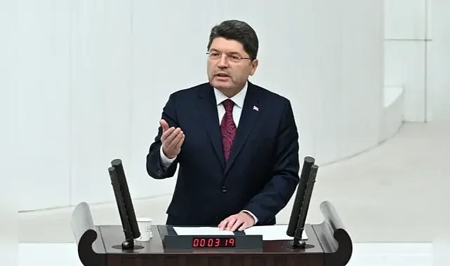 “Hedefimiz Türkiye Yüzyılı’nı darbe Anayasası’yla değil yeni bir toplum sözleşmesiyle karşılamak”