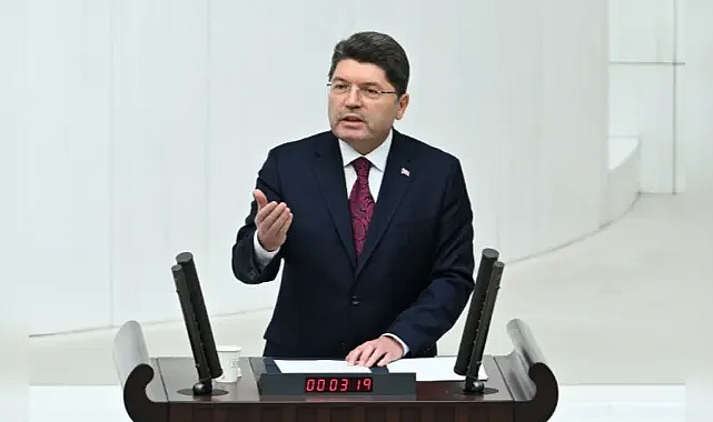 “Hedefimiz Türkiye Yüzyılı’nı darbe Anayasası’yla değil yeni bir toplum sözleşmesiyle karşılamak”