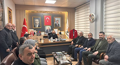 KAVAK’TA YOĞUN TEMASLAR: AK PARTİ’DEN İSTİŞARE VE SAHA PROGRAMI