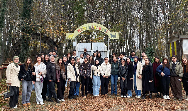 OMÜ’lüöğrencilerden sokak hayvanlarına mama ve sevgi desteği