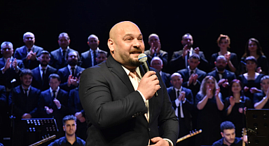 Aşık Mahzuni Ata Sahne'de türkülerle anıldı