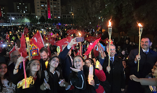 Ramazan ayı fener alayı yürüyüşü