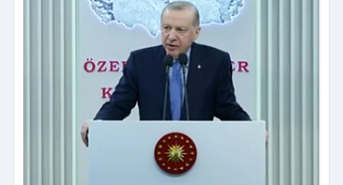 CUMHURBAŞKANI ERDOĞAN VATANIMIZ TEHDİT EDİLDİĞİNDE NASIL BİR MİLLET OLDUĞUMUZU TARİH DEFALARCA GÖSTERDİ 