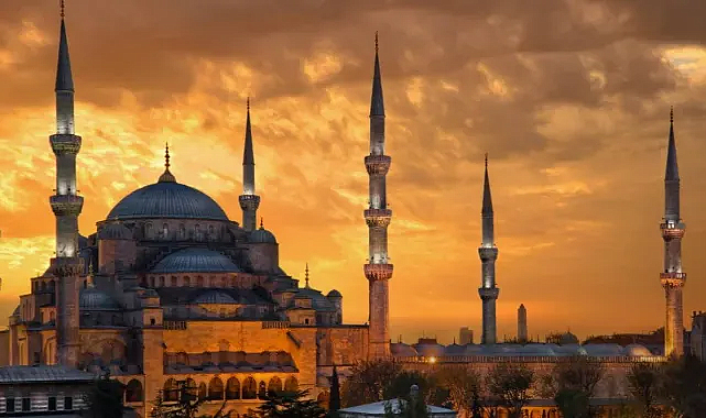 Kadir Gecesi pazartesi idrak edilecek