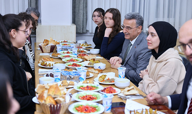Kurnaz, 24 Mahallede Vatandaşla Buluştu