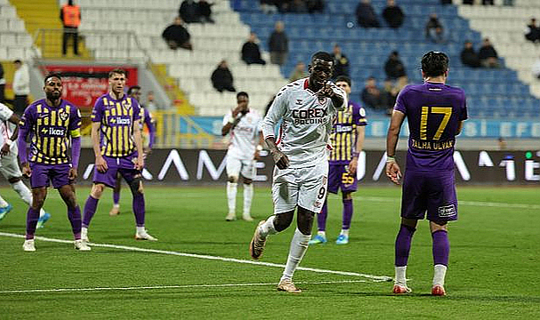 Kötü Futbola Üç Puan 1-2