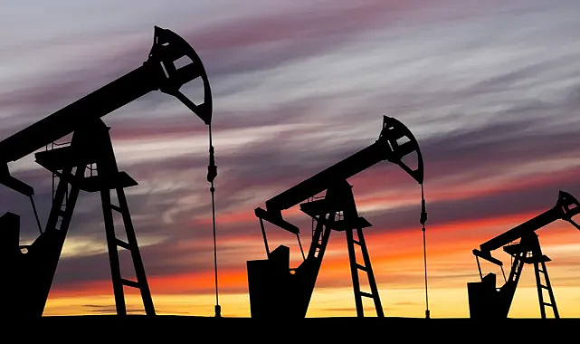 Petrol fiyatlarında yeni zirve: 103,60 dolar