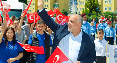 19 Mayıs Coşkusu Canik'te Yaşanıyor 