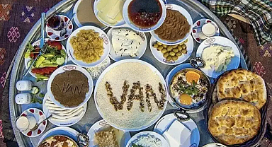 Dünyanın sofrası Van Kahvaltısı 7. kez Van’da kuruldu