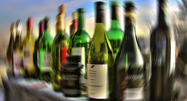 Gece alkol satışına yaptırım yetkisi mülki idare amirlerine devredildi