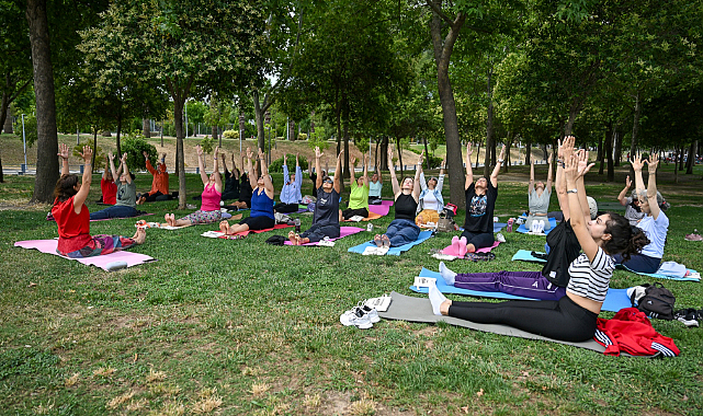 Açık Hava Yoga ve Meditasyon Etkinliği Yoğun Katılımla Gerçekleştirildi