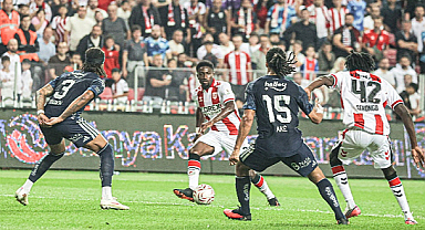 Samsunspor Sezonun İlk Mağlubiyetini Sahasında Aldı!