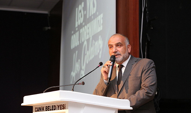 Canik'te Öğrenciler Ödüllerine Kavuşuyor