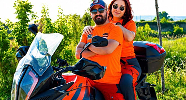2TEKER2KİRAZ: MOTOSİKLETLE TÜRKİYE’Yİ KEŞFEDEN GENÇ ÇİFT